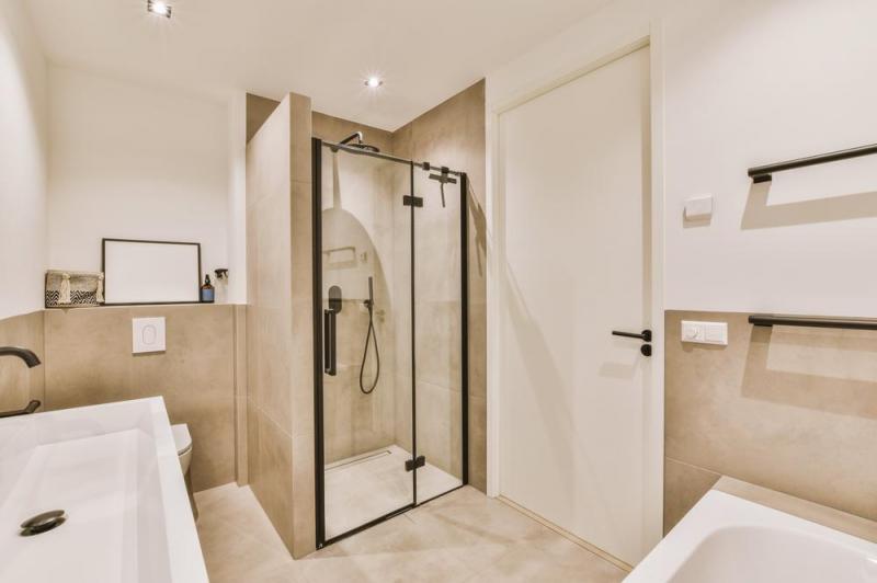 R&eacute;novation de salle de bains : guide des &eacute;tapes essentielles